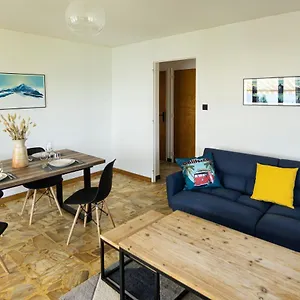 Contemporain , Veyrier-du-Lac France